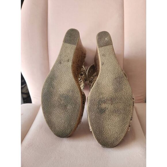 Maurices haven cut out strappy snakeskin corky wedges heels sz 11 exotic platfor - Picture 5 of 7